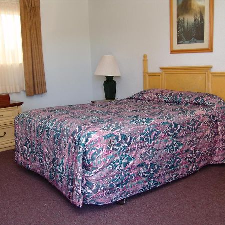 Springs Inn Colorado Springs Room photo